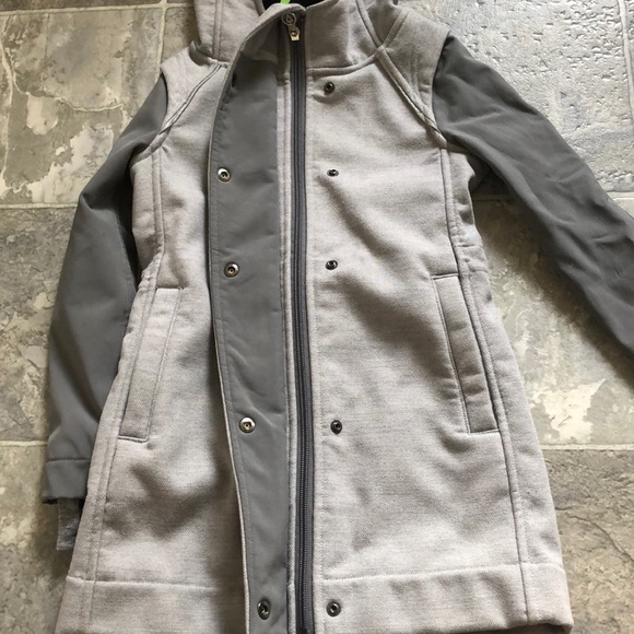 Ivivva girls - size 6 - hip grey spring fall coat - Picture 3 of 7